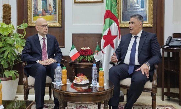 M belaribi et l'ambassadeur italien alberto cutillo